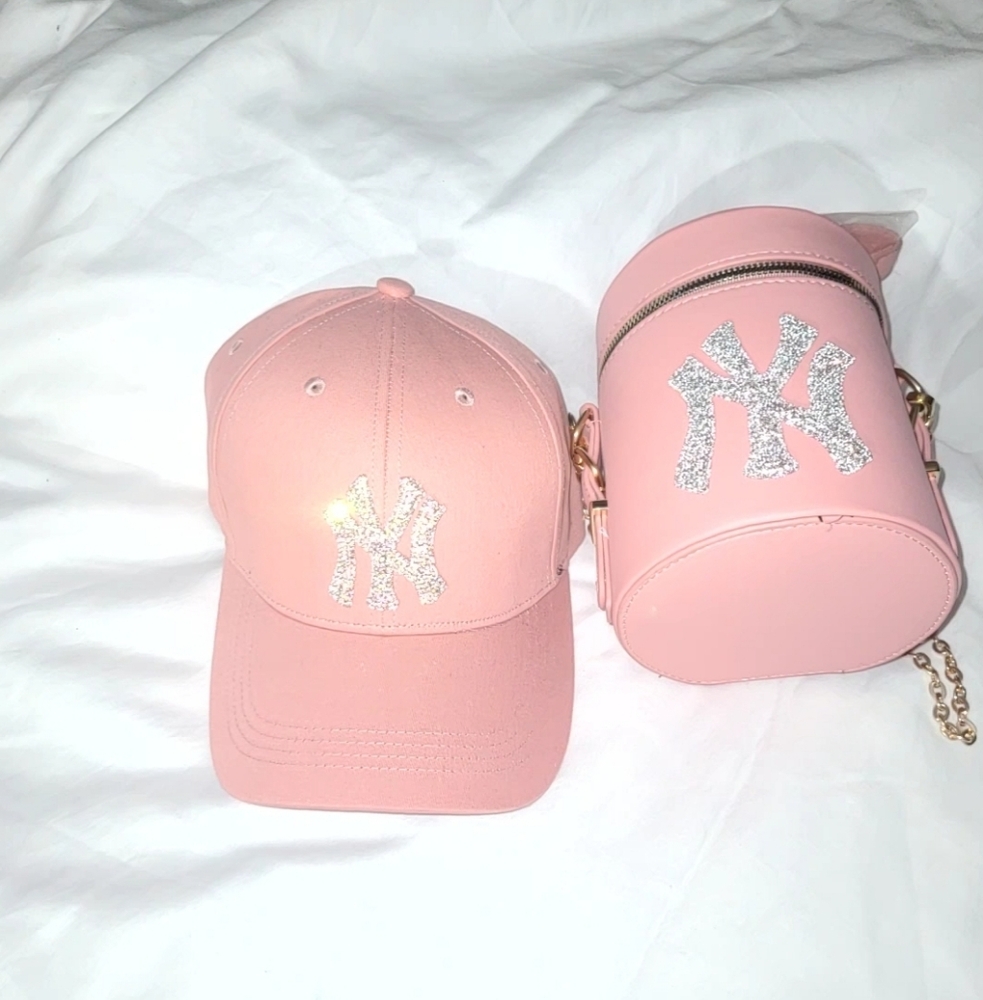 NY Cap and Purse